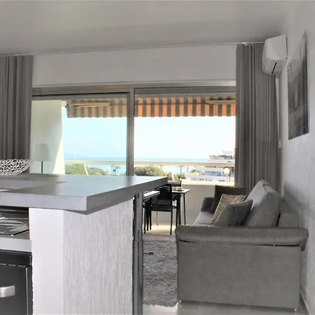 Apartment 2p, 4 Couchages, Climatise Avec Parking A - Fr-1-252a-30 *